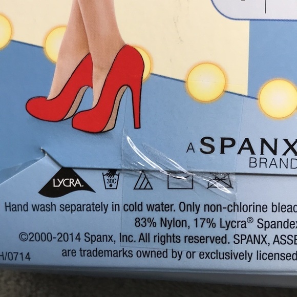 Spanx Assets Nude Mid Thigh High-Waisted Shaper Size 3 New - Picture 9 of 9